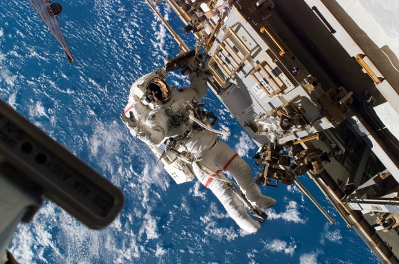 NASA astronaut Rick Mastracchio during a spacewalk on STS-118. Credit: NASA