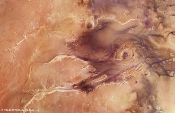 A mosaic of 67 images from the Mars Express spacecraft of Kasei Valles on Mars. Credit: ESA/DLR/FU (G. Neukum)