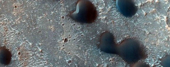 "Cerberus region intracrater dune and ripple changes", one of the images released in February 2014 from the Mars Reconnaissance Orbiter's High Resolution Imaging Science Experiment. Credit: NASA/JPL/University of Arizona