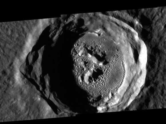 This photomosaic shows the Kertesz crater on Mercury on the planet's Caloris Basin, as seen by NASA's MESSENGER mission. Credit: NASA/Johns Hopkins University Applied Physics Laboratory/Carnegie Institution of Washington