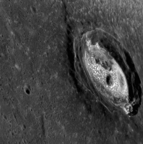 A side view of Kertész crater on Mercury, as imaged by NASA's MESSENGER spacecraft. Credit: NASA/Johns Hopkins University Applied Physics Laboratory/Carnegie Institution of Washington
