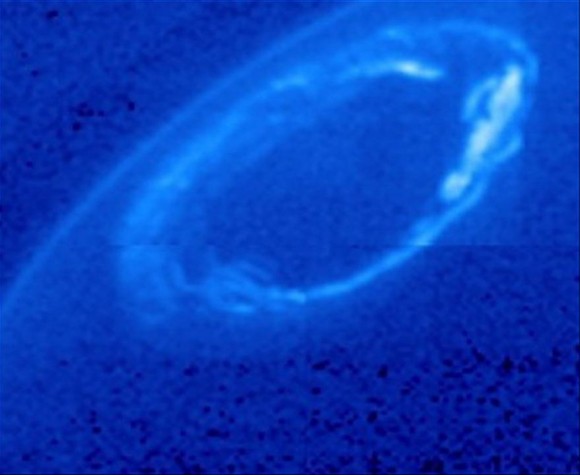 An aurora around Saturn's north pole in 2013. Credit: NASA/ESA/University of Leicester and NASA/JPL-Caltech/University of Arizona/Lancaster University