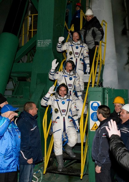 The Expedition 39/40 crew just before climbing into their Soyuz spacecraft in Kazakhstan on March 25, 2014. From top, Oleg Artemyev (Roscosmos), Steve Swanson (NASA) and Alexander Skvortsov (Roscosmos). Credit: NASA/Joel Kowsky