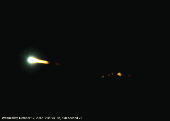 An animated gif of the series of photographs taken by Robert Moreno Jr. (Credit, R. Moreno Jr., NASA, SETI)