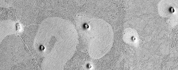 A lava surface in southern Elysium Planitia taken by the Mars Reconnaissance Orbiter's High Resolution Imaging Science Experiment (HiRISE). Credit: NASA/JPL/University of Arizona