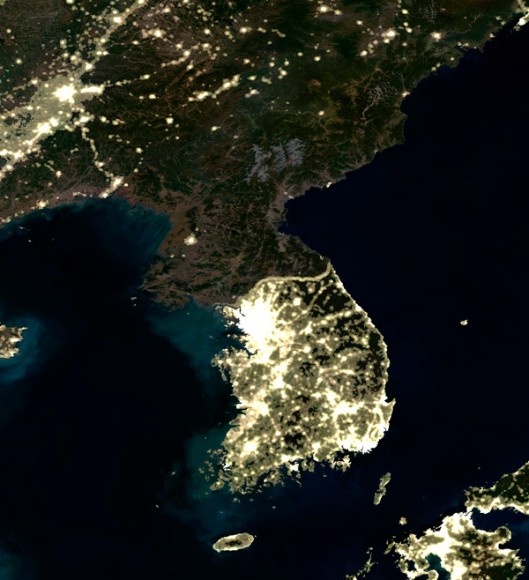 C0044096-korea At Night Satellite Image-spl-529x580.jpg