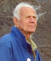 John Dobson, amateur astronomer and astronomy popularizer, died Jan. 14 at 98 in Burbank, Calif. Credit: Wikipedia